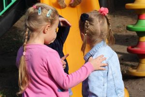 Otizmli Çocuklarda Sembolik Oyun ve Dil Arasındaki İlişki
